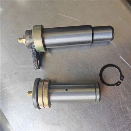 904拖拉機配件 內蒙古一拖發動機、前橋殼體及變速箱總成在工程機械領域的重要性